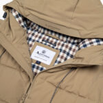 Giubbotto Aquascutum Active SP HOODED PUFFER Beige scuro - Foto 2