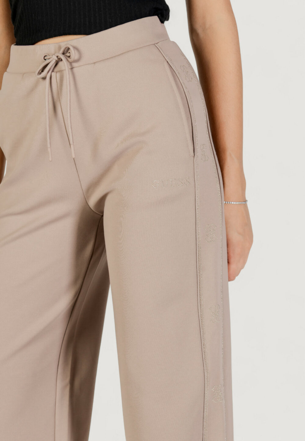 Pantaloni bootcut Guess Active OCTAVIA WIDE LEG PANTS Taupe - Foto 3