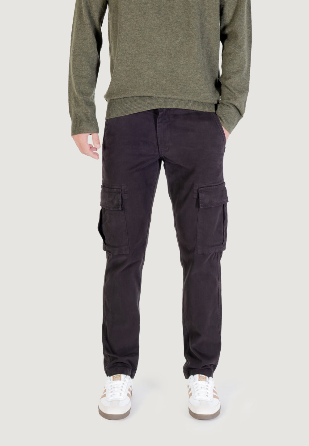 Pantaloni Lyle & Scott CARGO PANTS Nero - Foto 1