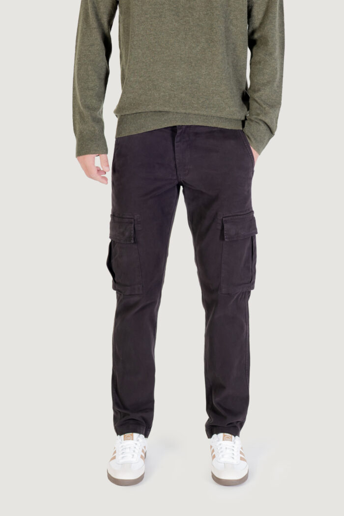 Pantaloni Lyle & Scott CARGO PANTS Nero – TR2109ITA