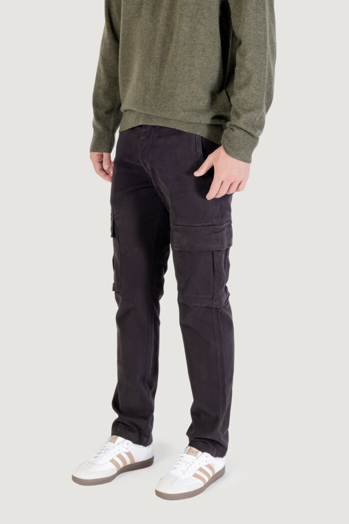 Pantaloni Lyle & Scott CARGO PANTS Nero – TR2109ITA