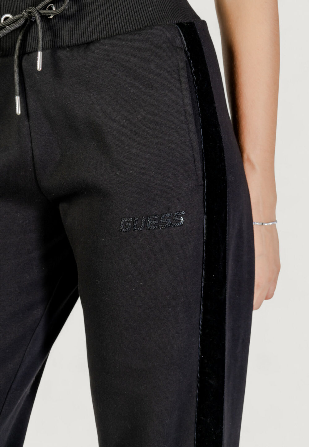 Pantaloni sportivi Guess Active AELIA JOGGER Nero - Foto 2