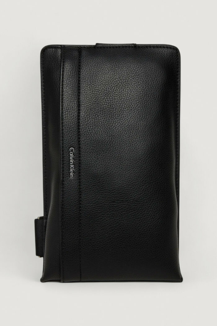 Tracolla Calvin Klein RAISED SQUARE SLING Nero – LV04D3271G