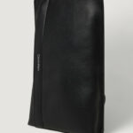 Tracolla Calvin Klein RAISED SQUARE SLING Nero - Foto 4